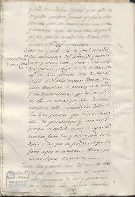 Traslado notarial del registro del arrendamiento a Alonso Martínez de Logrosán de unas casas del Cabildo Catedral de Plasencia del 19 de abril de 1414