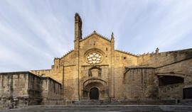Parroquia de Santa María y su filial San Nicolás de Plasencia